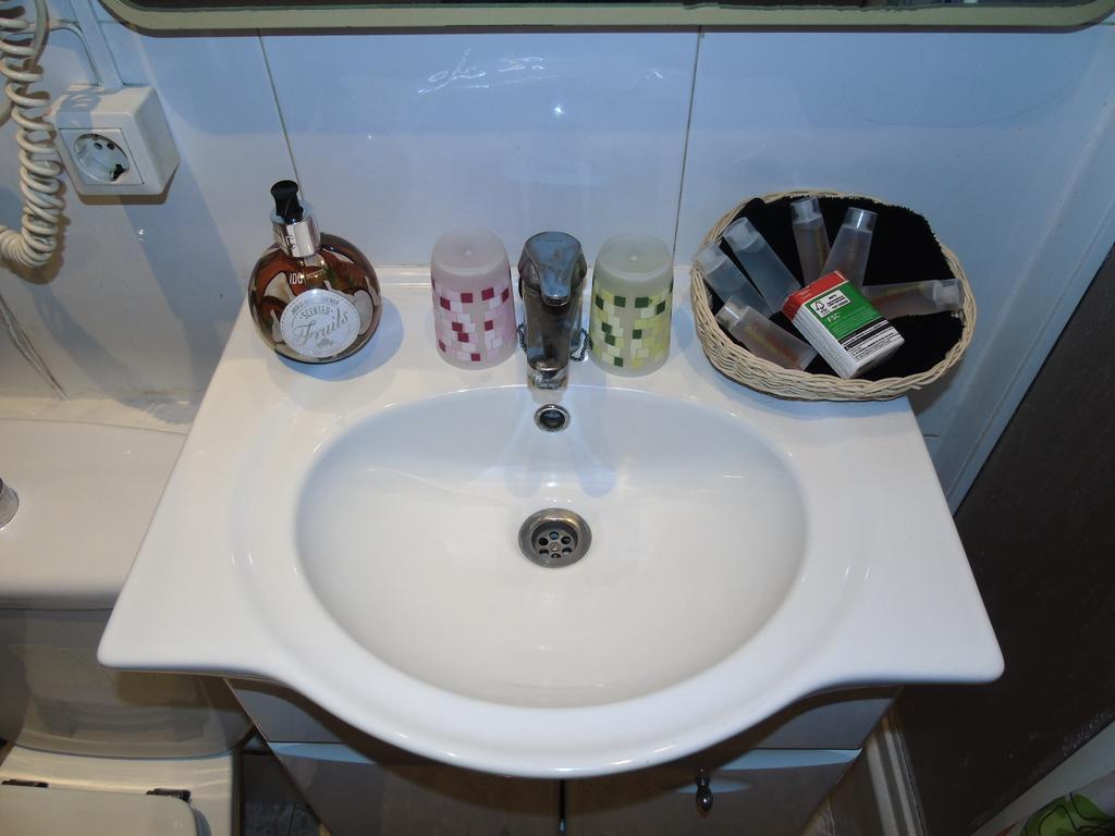 Hostal Aribau Barcelone Chambre photo