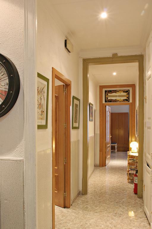 Hostal Aribau Barcelone Extérieur photo