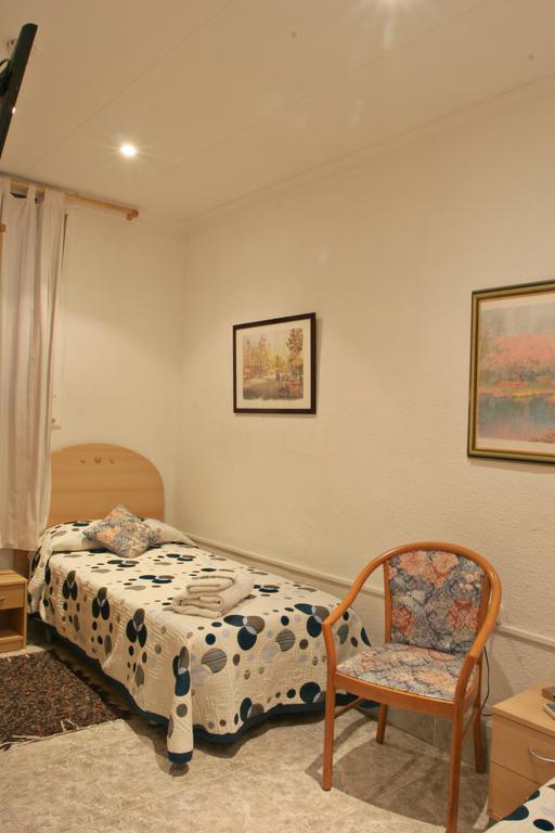 Hostal Aribau Barcelone Extérieur photo