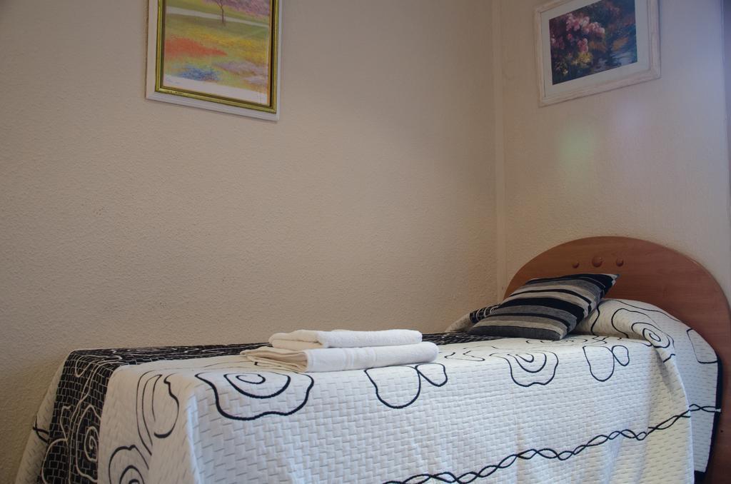 Hostal Aribau Barcelone Chambre photo