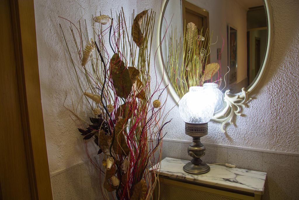 Hostal Aribau Barcelone Extérieur photo