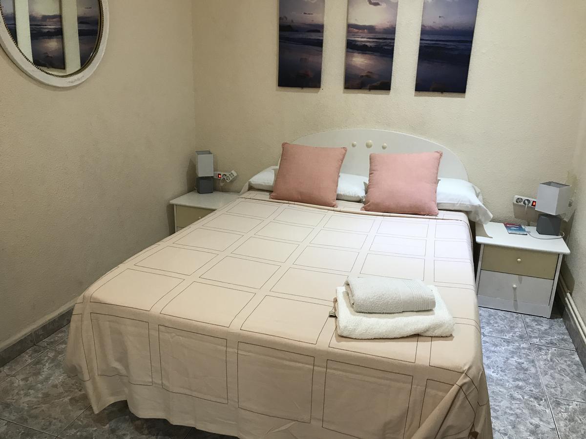 Hostal Aribau Barcelone Extérieur photo